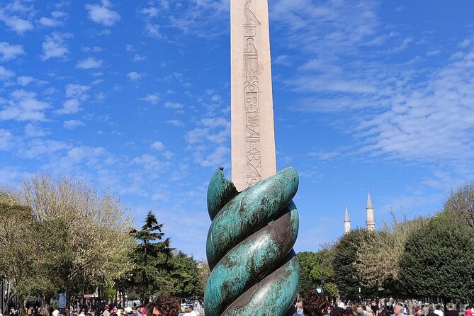 Skip Lines with Local Tour Guide Taha - The Blue Mosque and Ottoman Design
