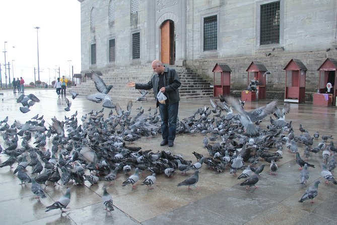 Small Group Full-Day Istanbul: Old City, Bosphorus Cruise & Lunch - Three-course Turkish lunch