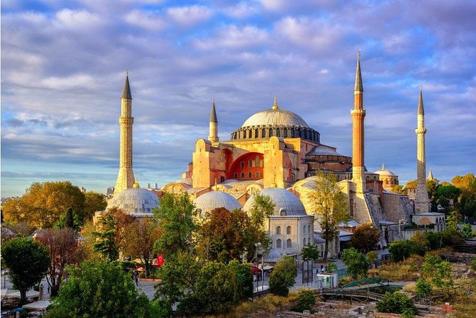 Small Group Full-Day Istanbul Old City Tour with Lunch & Tickets - A Three-Course Lunch With Drinks Extra