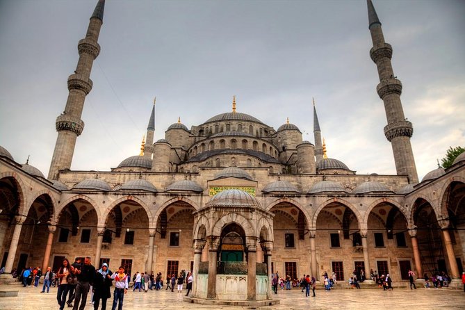 Small Group Tour: Essential Istanbul - Blue Mosque: a respectful start beneath six minarets