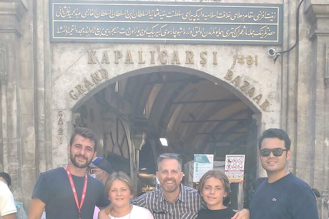 Suleyman's magnificent path: Mosques and Bazaars Tour - Tahtakale, where the shopping feels more local