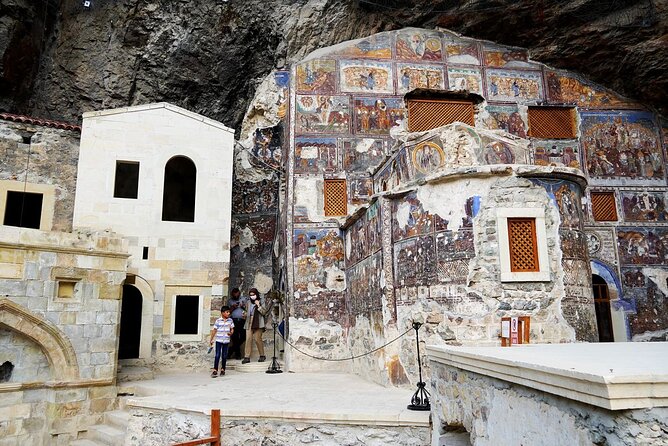 Sumela Monastery, Zigana and Hamsiköy Village Tour - Who should book this experience