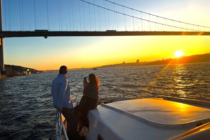 Sunset or Daytime Istanbul Guided Luxury Yacht Cruise with Snacks - Rumeli Fortress, the cruise’s strongest history stop