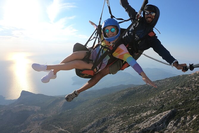 Tandem Paragliding Fethiye, Oludeniz - The landing behind the beach