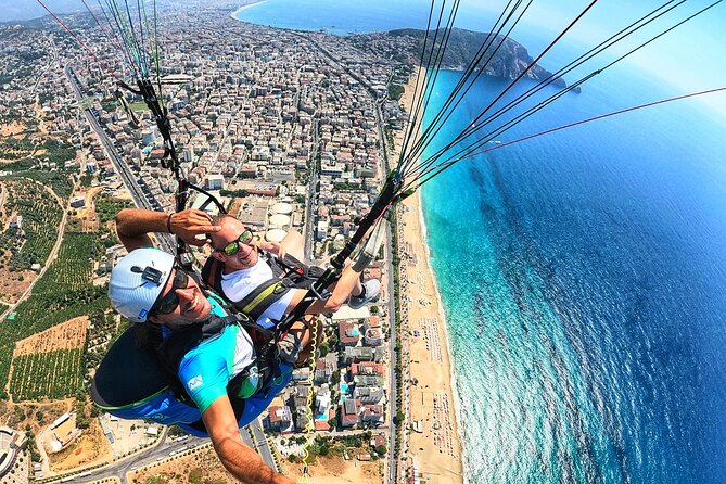 Tandem Paragliding in Alanya with Professional Licensed Pilots - How the experience feels for nervous first-timers