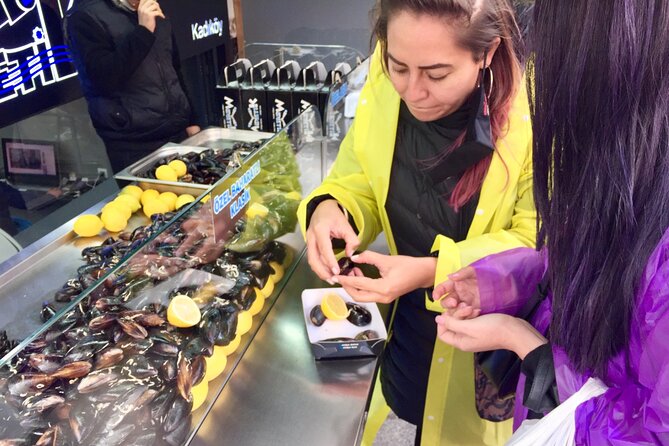 Taste of Turkey on Two Continents: From European Istanbul to Asian Kadikoy - Pace, walking, and the four-and-a-half-hour schedule