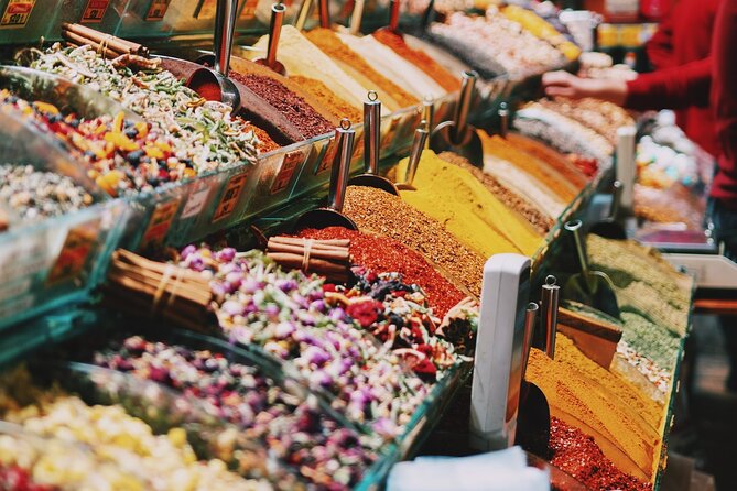 Top Sites Of Istanbul Tour In Small Group - Skipping Ticket Lines - Entering the Grand Bazaar without a hard sell
