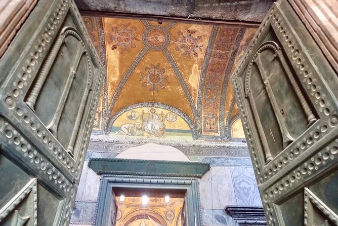 Topkapi Palace with Harem and Blue Mosque Guided Tour - The Harem is worth the extra attention