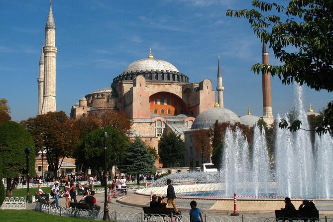 Topkapı Palace with Harem & Blue Mosque Guided Tour - Starting at the Blue Mosque