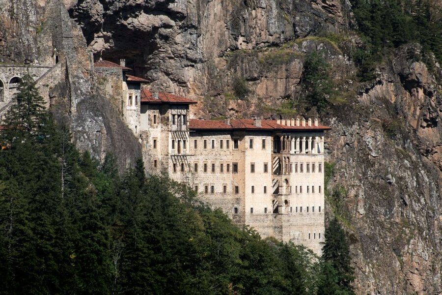 Trabzon: Sümela Monastery, Cave, and Hamsiköy Daily Tour - Sümela Monastery: history with a physical challenge