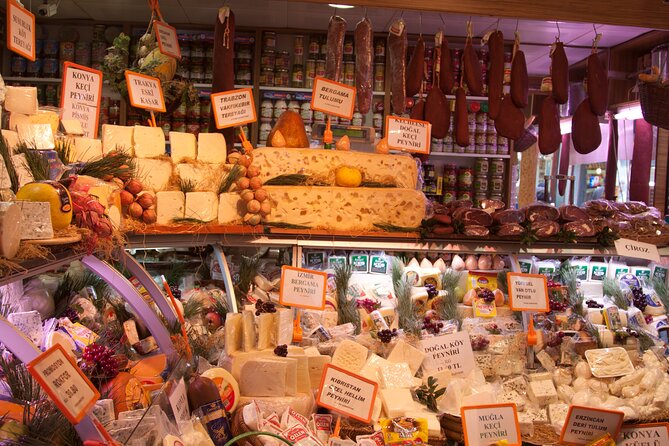 Two Markets, Two Continents with Culinary Backstreets - Finishing near Moda Park